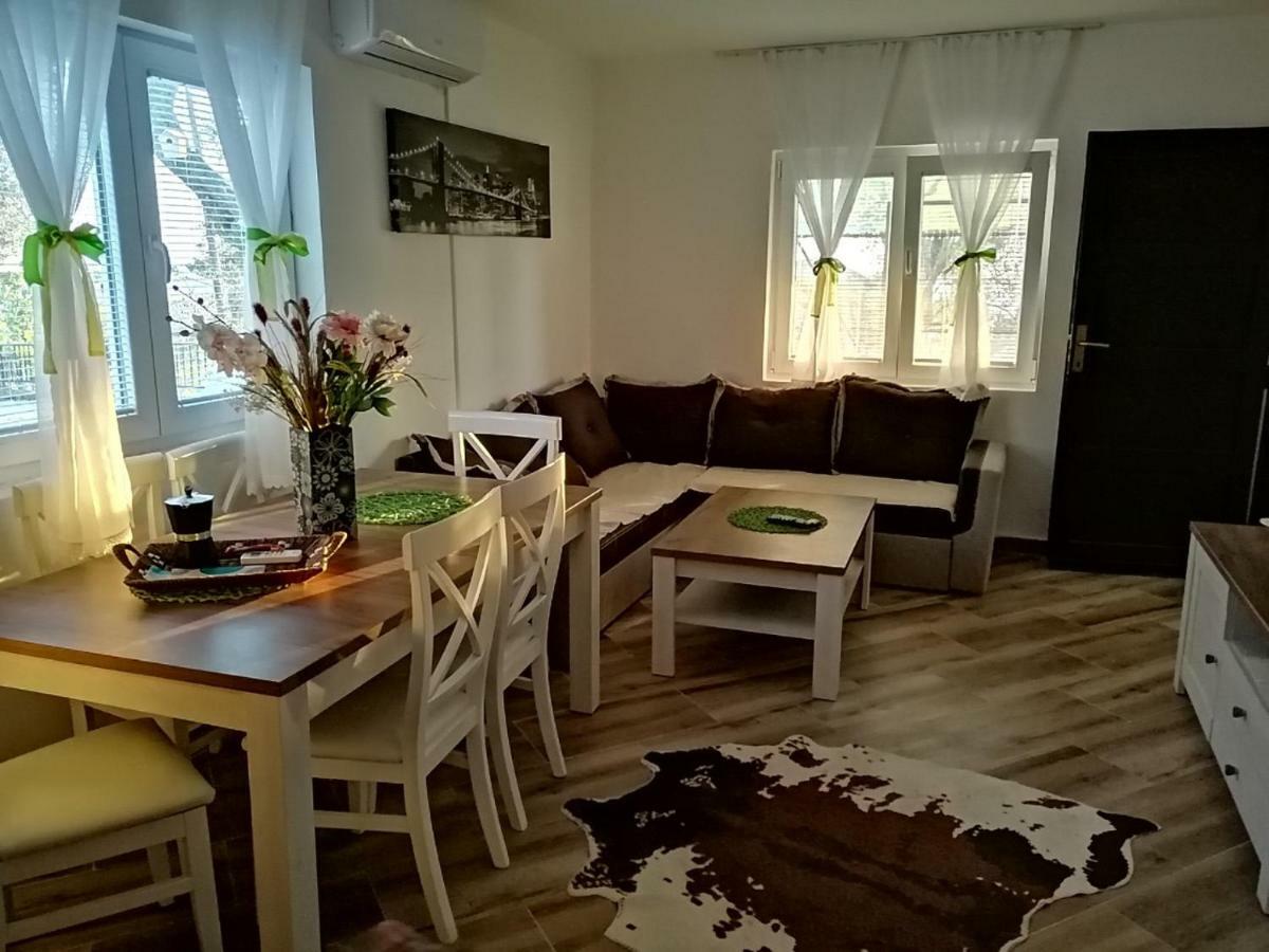 Apartman Nikocevic Dobra Voda Exterior foto
