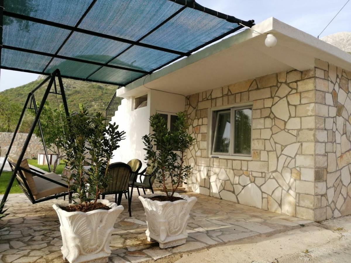 Apartman Nikocevic Dobra Voda Exterior foto
