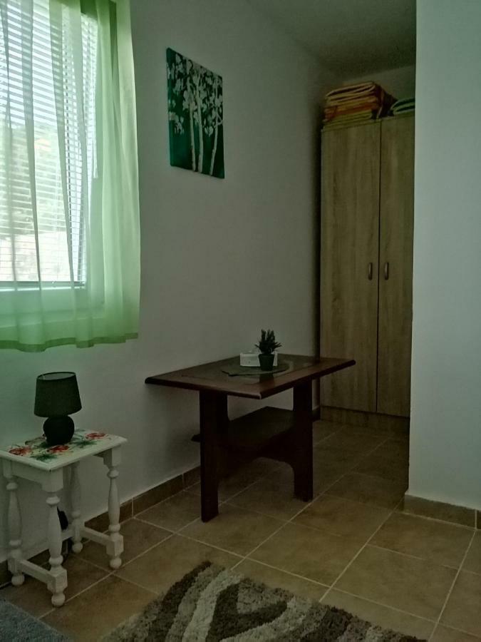 Apartman Nikocevic Dobra Voda Exterior foto